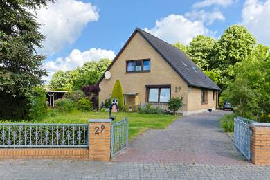 Einfamilienhaus zum Kauf 399.000 € 5,5 Zimmer 162 m² 883 m² Grundstück Hammoor 22941