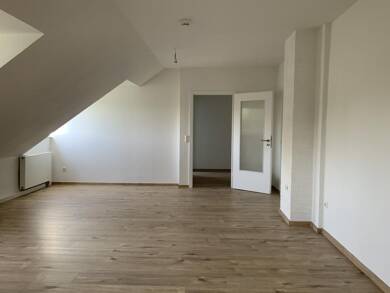 Wohnung zur Miete nur mit Wohnberechtigungsschein 350 € 2,5 Zimmer 77,4 m² Dachgeschoss, 3. Geschoss Trinenkamp 74 Bismarck Gelsenkirchen 45889