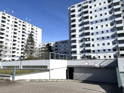 Tiefgarage zur Miete provisionsfrei 100 € Lichterfelde Berlin 12207