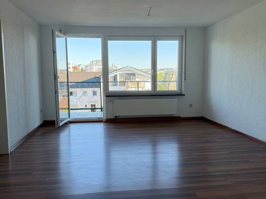 Wohnung zur Miete 1.150 € 3 Zimmer 78 m² Geschoss 1/2 frei ab sofort Ost Sindelfingen 71065