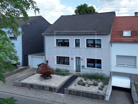 Reihenendhaus zum Kauf 259.000 € 7 Zimmer 208,5 m² 558 m² Grundstück Ensdorf 66806