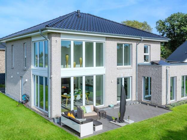 Einfamilienhaus zum Kauf provisionsfrei 829.000 € 5 Zimmer 183 m² 775 m² Grundstück Nützen 24568