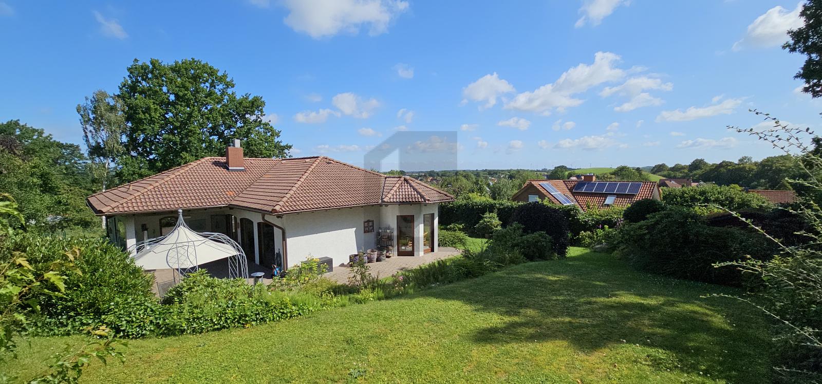 Einfamilienhaus zum Kauf 649.000 € 3 Zimmer 125 m²<br/>Wohnfläche 1.142 m²<br/>Grundstück Neustadt Neustadt in Holstein 23730