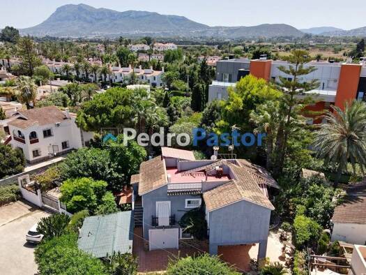 Chalet zum Kauf 649.000 € 4 Zimmer 253 m² 913 m² Grundstück Camí de les Bovetes al Mar 15 Dénia 03700