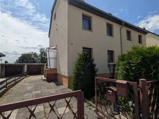 Reihenendhaus zum Kauf 3 Zimmer 79,8 m² 560 m² Grundstück Werdau Werdau 08412