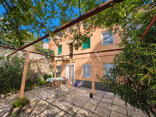 Einfamilienhaus zum Kauf 168.000 € 8 Zimmer 240 m² Grižane-Belgrad, Vinodolska Općina Grižane-Belgrad 51253