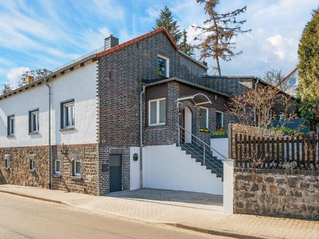 Doppelhaushälfte zur Miete 1.500 € 4 Zimmer 102 m² 171 m² Grundstück Seegeritz Taucha 04425