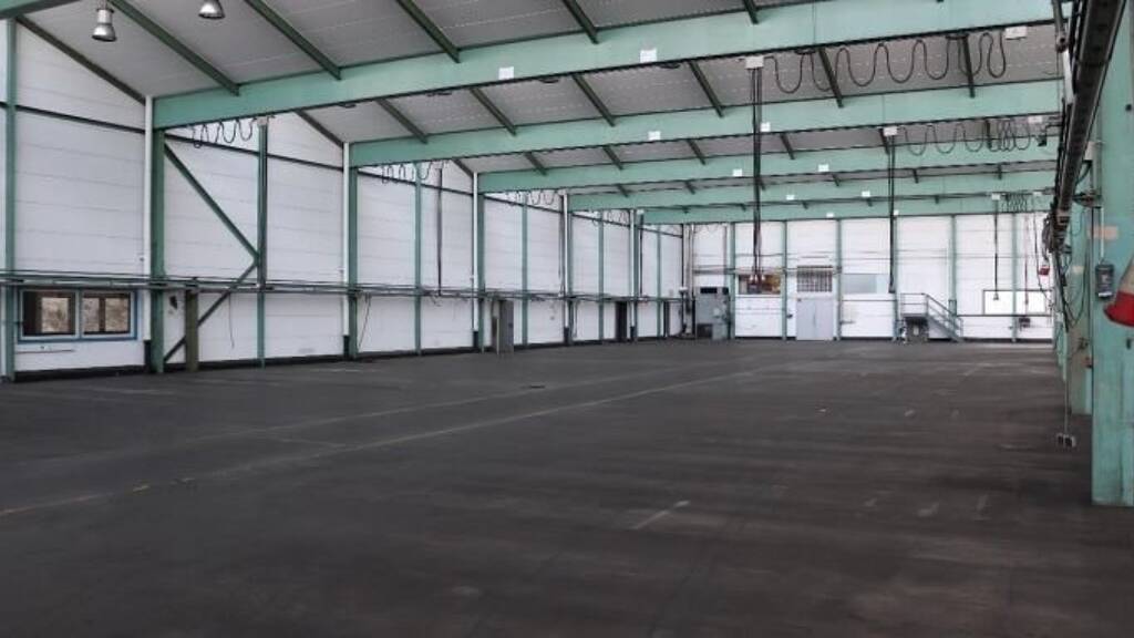 Lagerhalle zur Miete 3,50 € 6.622 m² Lagerfläche teilbar ab 2.525 m² Innenstadt Pirmasens 66953