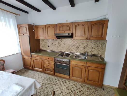 Wohnung zur Miete 450 € 2 Zimmer 49 m² Geschoss EG/2 frei ab sofort Herzogenaurach 91074