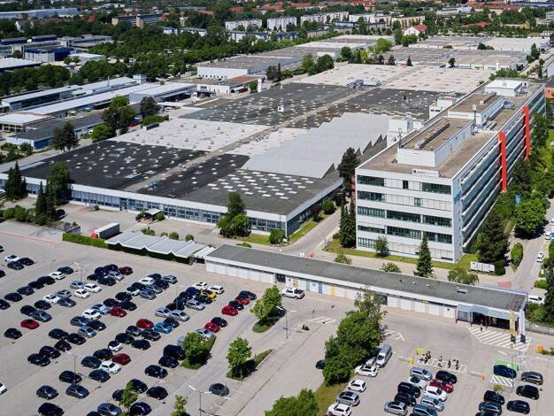 Lagerhalle zur Miete 5,50 € 2.432,9 m² Lagerfläche Werner-von-Siemens Straße 6 Hochfeld Augsburg 86159