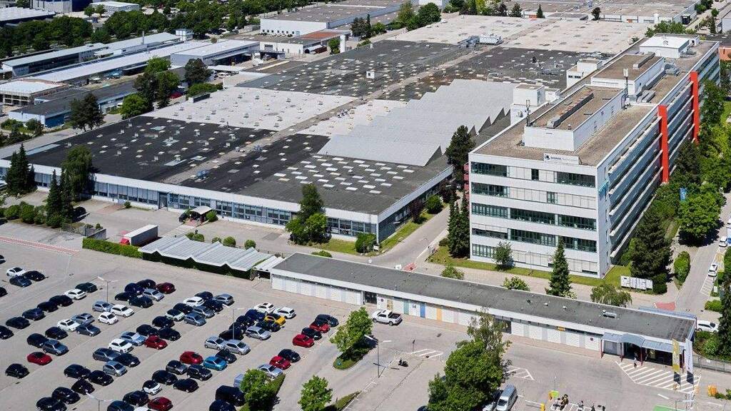 Lagerhalle zur Miete 5,50 € 2.432,9 m² Lagerfläche Werner-von-Siemens Straße 6 Hochfeld Augsburg 86159