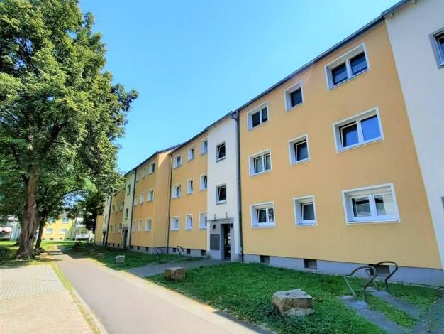Wohnung zur Miete 733 € 4,5 Zimmer 75,5 m² Geschoss 2/3 frei ab 01.12.2026 Overbruch Duisburg 47178