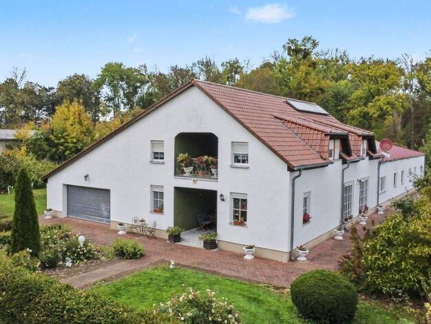 Mehrfamilienhaus zum Kauf 569.000 € 15 Zimmer 450,1 m² 3.837,1 m² Grundstück Zützen Schwedt/Oder 16303