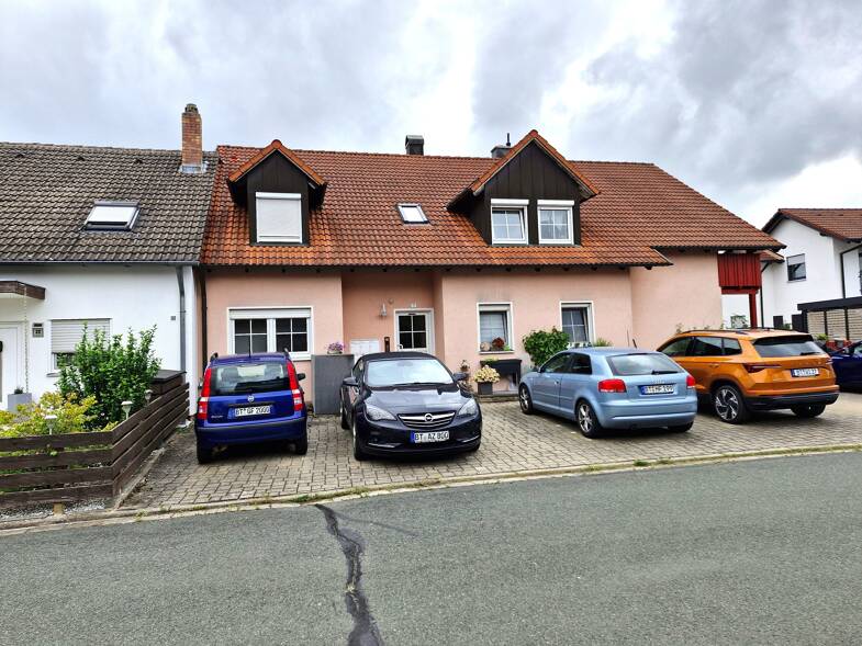 Wohnung zum Kauf 106.000 € 2 Zimmer 60 m² Souterrain, UG Am Peitschenstein 20 Creußen Creußen 95473