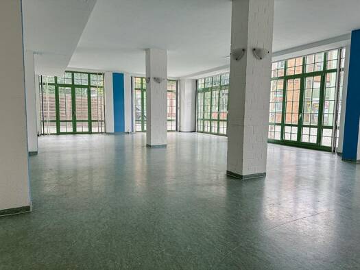 Bürogebäude zur Miete provisionsfrei 5 € 92,7 m² Bürofläche Friedrich-Engels-Straße 21 Finsterwalde Finsterwalde 03238
