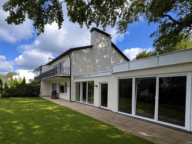 Doppelhaushälfte zur Miete 4.500 € 6 Zimmer 215 m² frei ab 01.08.2026 Grünwald 82031