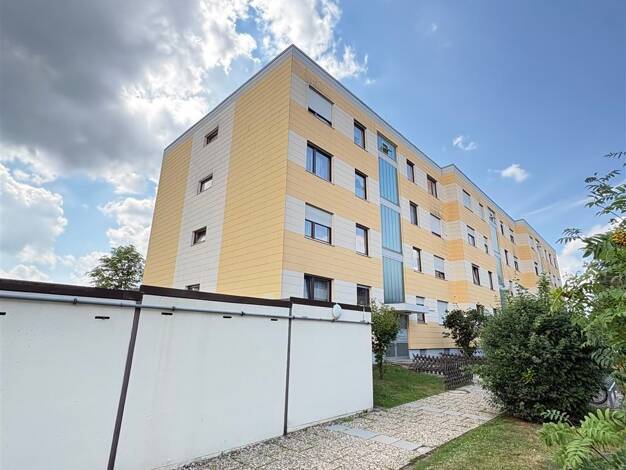 Wohnung zum Kauf 162.000 € 4 Zimmer 105 m² frei ab sofort Mitterteich Mitterteich 95666