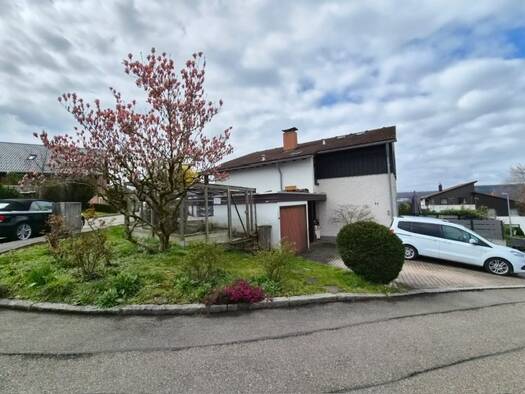 Doppelhaushälfte zum Kauf provisionsfrei 595.000 € 5 Zimmer 138 m² 347 m² Grundstück Altenburg Reutlingen 72768