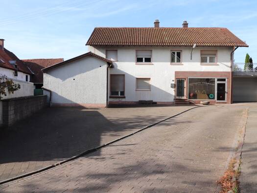 Einfamilienhaus zum Kauf 179.000 € 6 Zimmer 622 m² 1.394 m² Grundstück frei ab sofort Erlenstr. 12 Erlenbrunn Pirmasens 66955