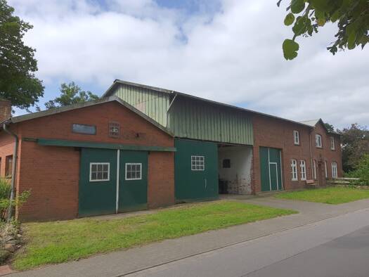 Haus zum Kauf 210.000 € 8 Zimmer 190 m² 960 m² Grundstück Windbergen 25729