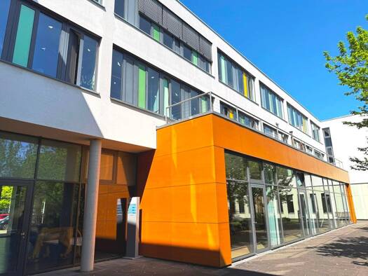 Bürofläche zur Miete provisionsfrei 8,80 € 130,4 m² Bürofläche teilbar ab 130,4 m² Hochheim Erfurt 99094