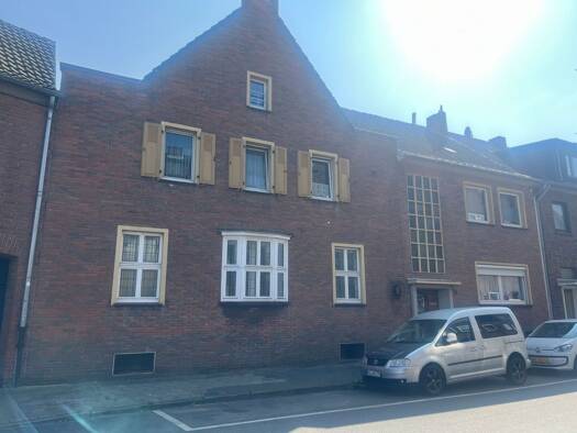 Haus zum Kauf 540.000 € 15 Zimmer 405 m² 680 m² Grundstück Gasthausstr. 3 Emmerich Emmerich am Rhein 46446