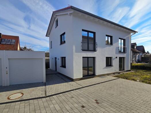 Einfamilienhaus zum Kauf provisionsfrei 899.000 € 6 Zimmer 190 m² 288 m² Grundstück frei ab sofort Schwaig Oberding 85445