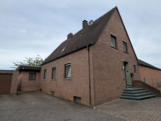 Einfamilienhaus zum Kauf 419.000 € 7 Zimmer 187 m² 1.040 m² Grundstück Wetten Kevelaer 47625
