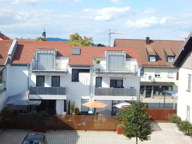 Mehrfamilienhaus zum Kauf als Kapitalanlage geeignet 1.680.000 € 8 Zimmer 295,5 m² 315 m² Grundstück Fürstenweg 7 Freilassing Freilassing 83395