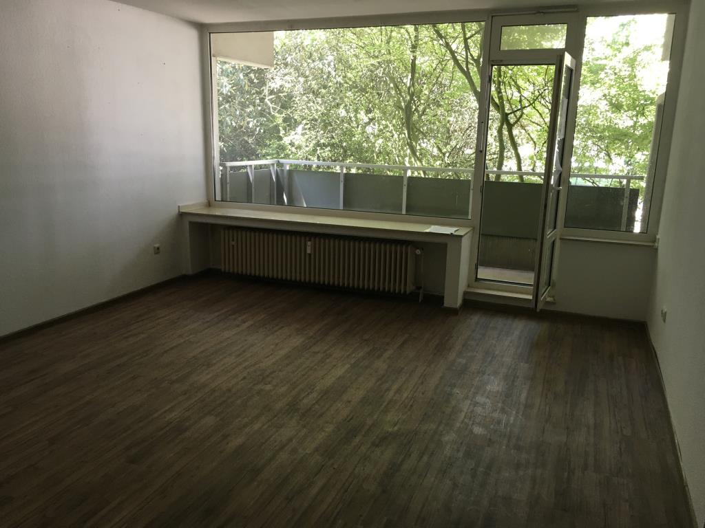 Wohnung zur Miete nur mit Wohnberechtigungsschein 526 € 4 Zimmer 103 m²<br/>Wohnfläche EG<br/>Geschoss 03.02.2025<br/>Verfügbarkeit Schleestraße 8 Odenkirchen - Mitte Mönchengladbach 41199