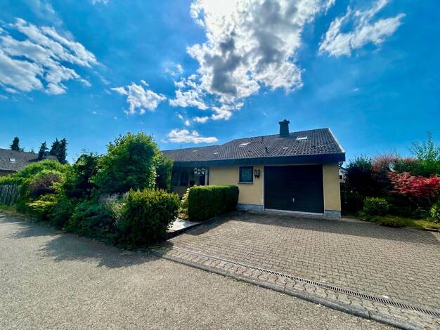 Einfamilienhaus zum Kauf 580.000 € 4,5 Zimmer 205 m² 1.197 m² Grundstück Bretzfeld Bretzfeld 74626