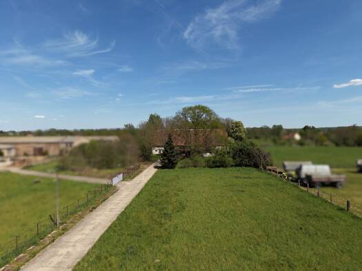 Einfamilienhaus zum Kauf 75.000 € 11 Zimmer 209 m² 7.830 m² Grundstück Boritz Hirschstein 01594