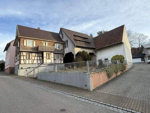 Einfamilienhaus zum Kauf 369.000 € 7 Zimmer 125 m² 1.039 m² Grundstück Weinbergstraße 12 Friesenheim 77948