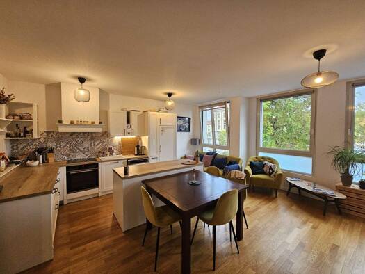 Wohnung zur Miete 950 € 3 Zimmer 82,3 m² 1. Geschoss frei ab 01.01.2026 Juri-Gagarin-Ring 153 Altstadt Erfurt 99084