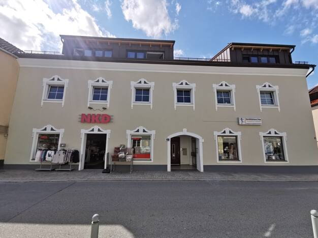 Wohnung zur Miete 720 € 3 Zimmer 118 m² Hengersberg 94491