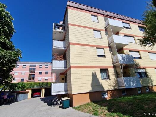 Wohnung zum Kauf 169.000 € 2 Zimmer 50,8 m² Traunstein Traunstein 83278