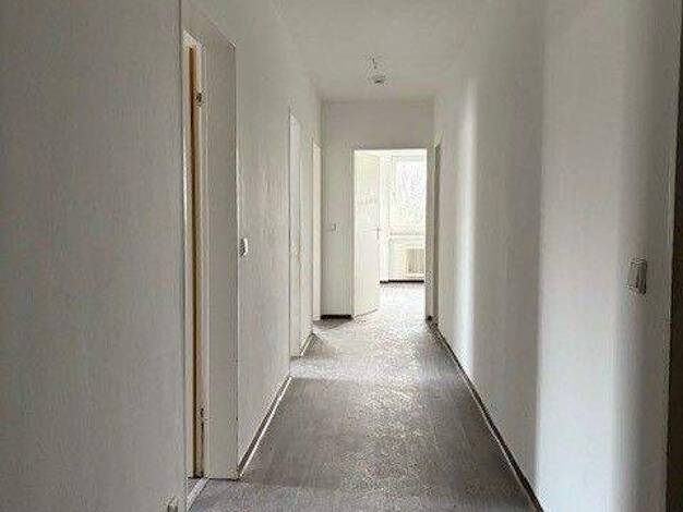Wohnung zur Miete 559 € 3 Zimmer 72,2 m² 3. Geschoss frei ab 15.03.2026 Schlehenstraße 1 Kernstadt Lippstadt 59557