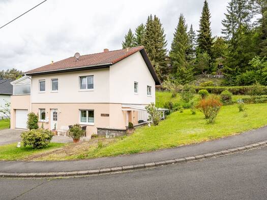 Haus zum Kauf 199.000 € 5 Zimmer 122 m² 657 m² Grundstück Rockeskyll 54570