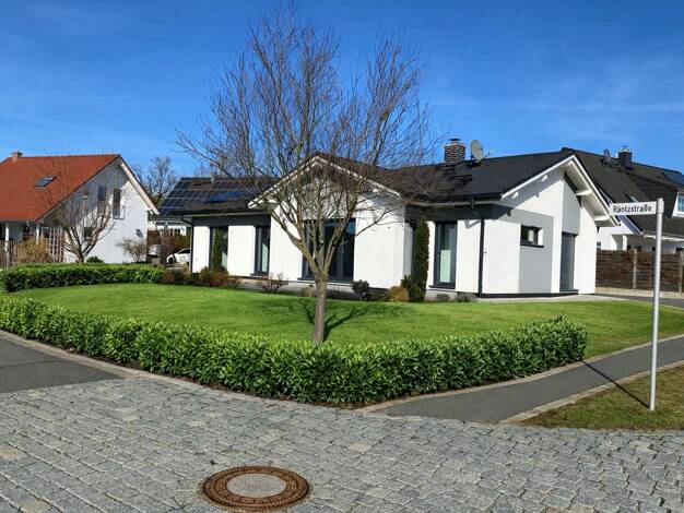 Bungalow zum Kauf provisionsfrei 495.000 € 3 Zimmer 140 m² 635 m² Grundstück frei ab 01.06.2026 Lanzendorf Himmelkron 95502