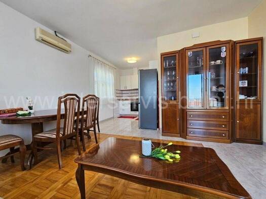 Wohnung zur Miete 690 € 4 Zimmer 65 m² 2. Geschoss Sibenik