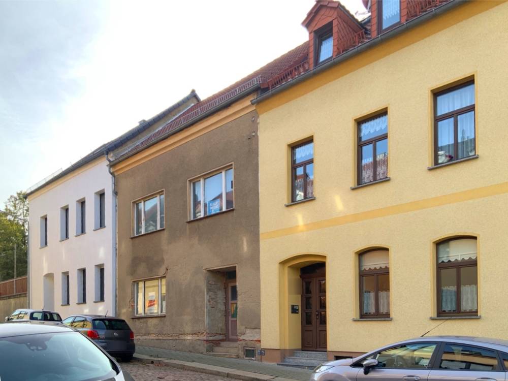 Einfamilienhaus zum Kauf 25.000 € 7 Zimmer 131,9 m²<br/>Wohnfläche 200 m²<br/>Grundstück Meerane Meerane 08393