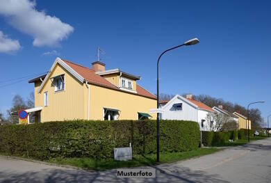 Mehrfamilienhaus zur Zwangsversteigerung 465.000 € 162 m² 1.009 m² Grundstück Ostseebad Kühlungsborn 18225