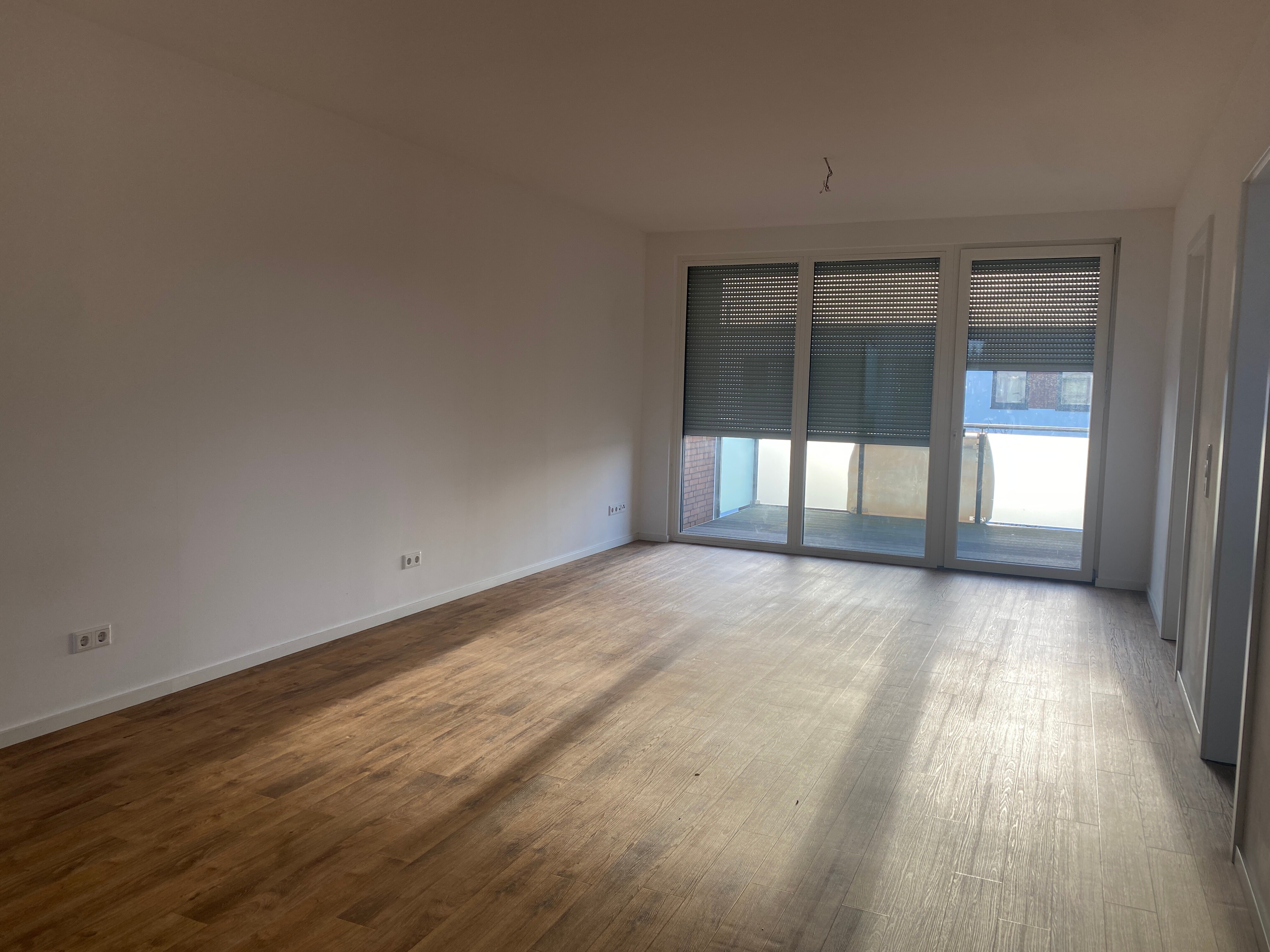 Wohnung zur Miete 872,03 € 2 Zimmer 83,1 m²<br/>Wohnfläche 1.<br/>Geschoss 01.12.2024<br/>Verfügbarkeit Am Kiessee 2 Pinnow Pinnow 19065