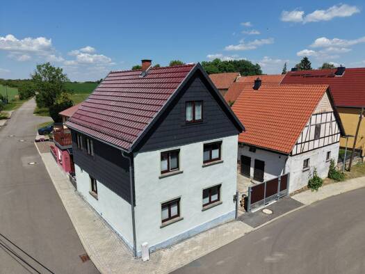 Einfamilienhaus zum Kauf 183.500 € 4 Zimmer 116 m² 901 m² Grundstück Lotschen Blankenhain 99444