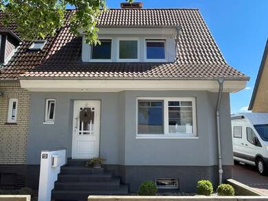 Doppelhaushälfte zum Kauf 375.000 € 4 Zimmer 102 m² 331 m² Grundstück Kiel 24148