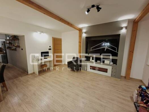 Haus zum Kauf 510.000 € 6 Zimmer 332 m² Kastela