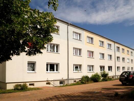Wohnung zur Miete 336 € 3 Zimmer 56 m² 1. Geschoss frei ab sofort Heuweg 84 Weißenfels Weißenfels 06667