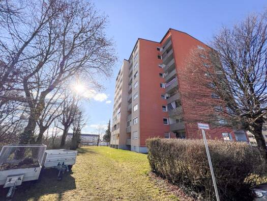 Wohnung zur Miete 345 € 1 Zimmer 32 m² frei ab 01.10.2026 Industriegebiet Landshut 84030
