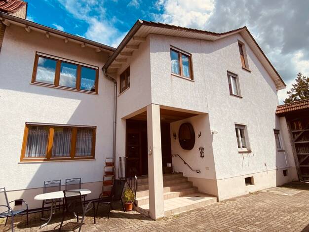 Bauernhaus zum Kauf 385.000 € 10 Zimmer 270 m² 1.170 m² Grundstück Haßloch 67454