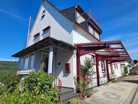 Doppelhaushälfte zum Kauf 345.000 € 4 Zimmer 101 m² 317 m² Grundstück Bullay 56859